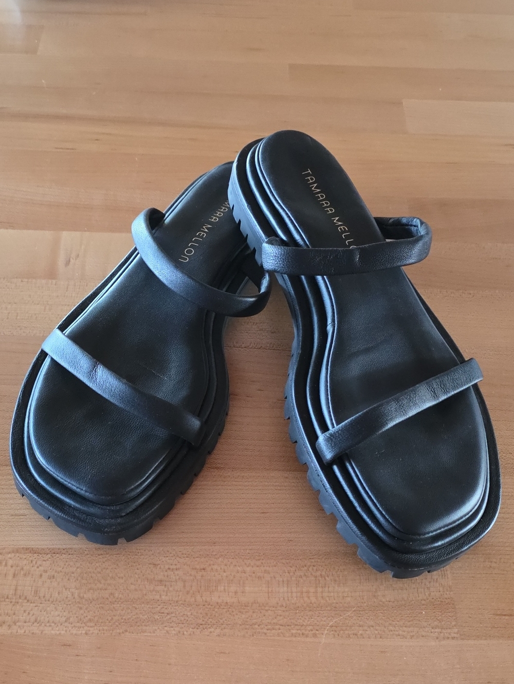 Tamara Mellon black console lug sandals 8 1/2-9 (EUR 39)